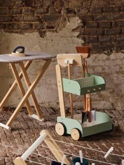 Chariot De Ménage En Bois FSC® Vert - Vertbaudet -Produits Pour Enfants chariot de menage en bois fsc 3