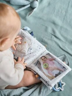 Livre D'éveil Et Photos CÉLESTE Bleu - Vertbaudet -Produits Pour Enfants livre deveil et photos celeste 3